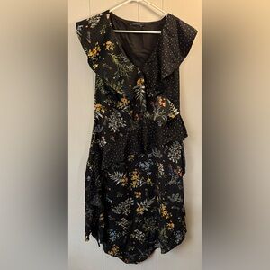 Anthropologie Floral Polka Dot Vneck Ruffle Midi Size 4
